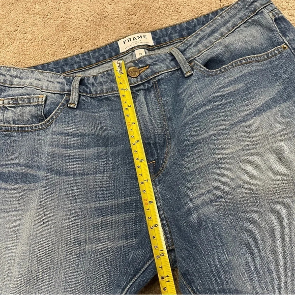 FRAME Denim | Le Vintage Bermuda Parkside Crop - Picture 9 of 11